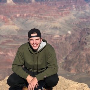 Meet your Posher, Cody